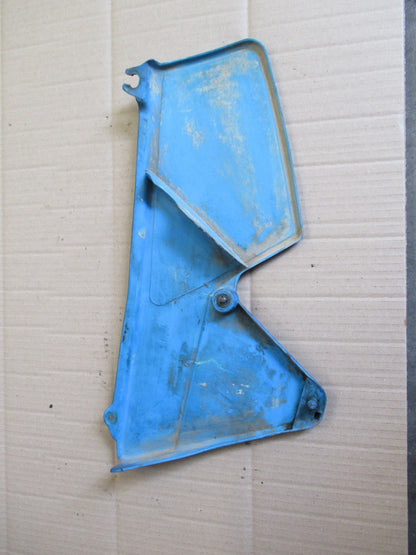 Cache latéral droit pour Yamaha 125 DTLC - 10V