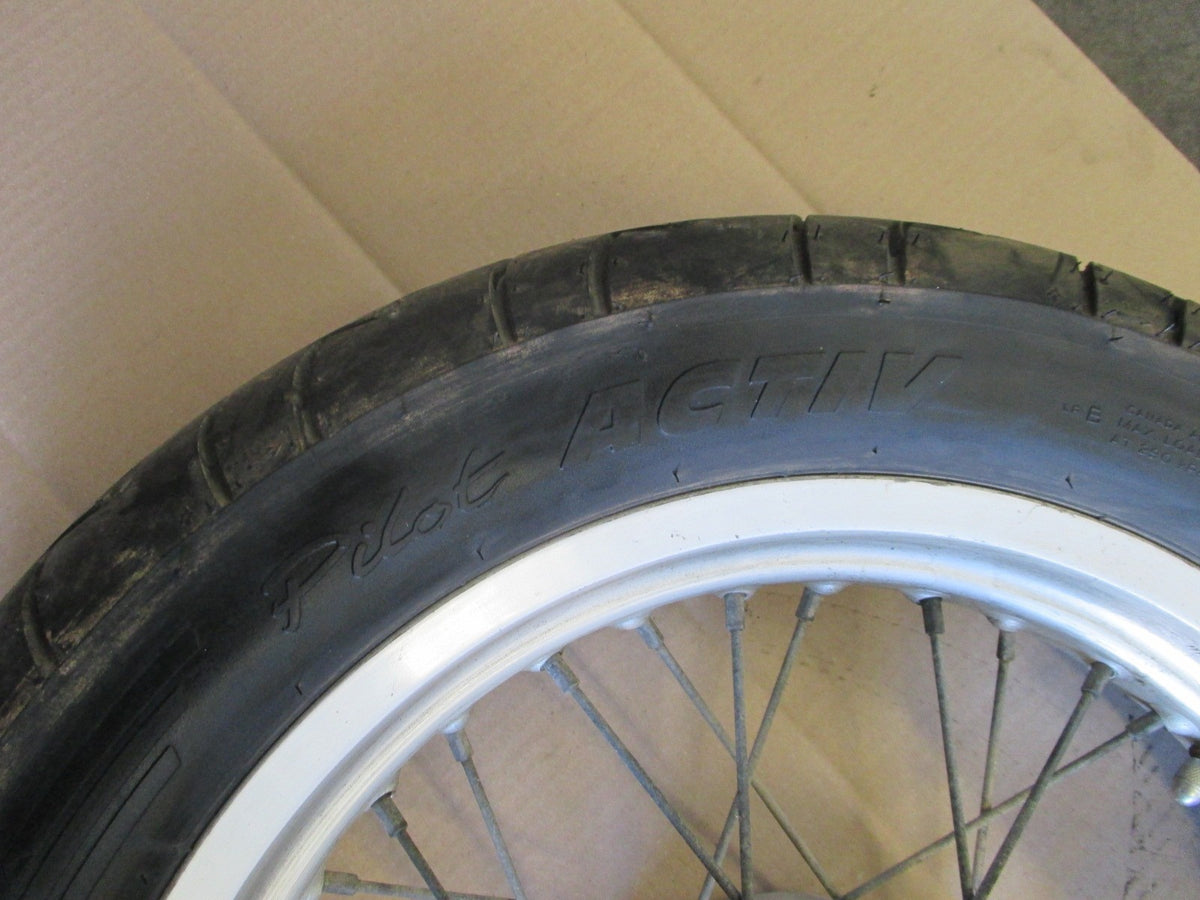 Roue arrière avec pneu Michelin très peu roulé pour Suzuki 650 XF Freewind