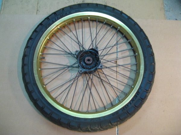 Roue avant pour Suzuki 600 DR - SN41A - Couleur "or"
