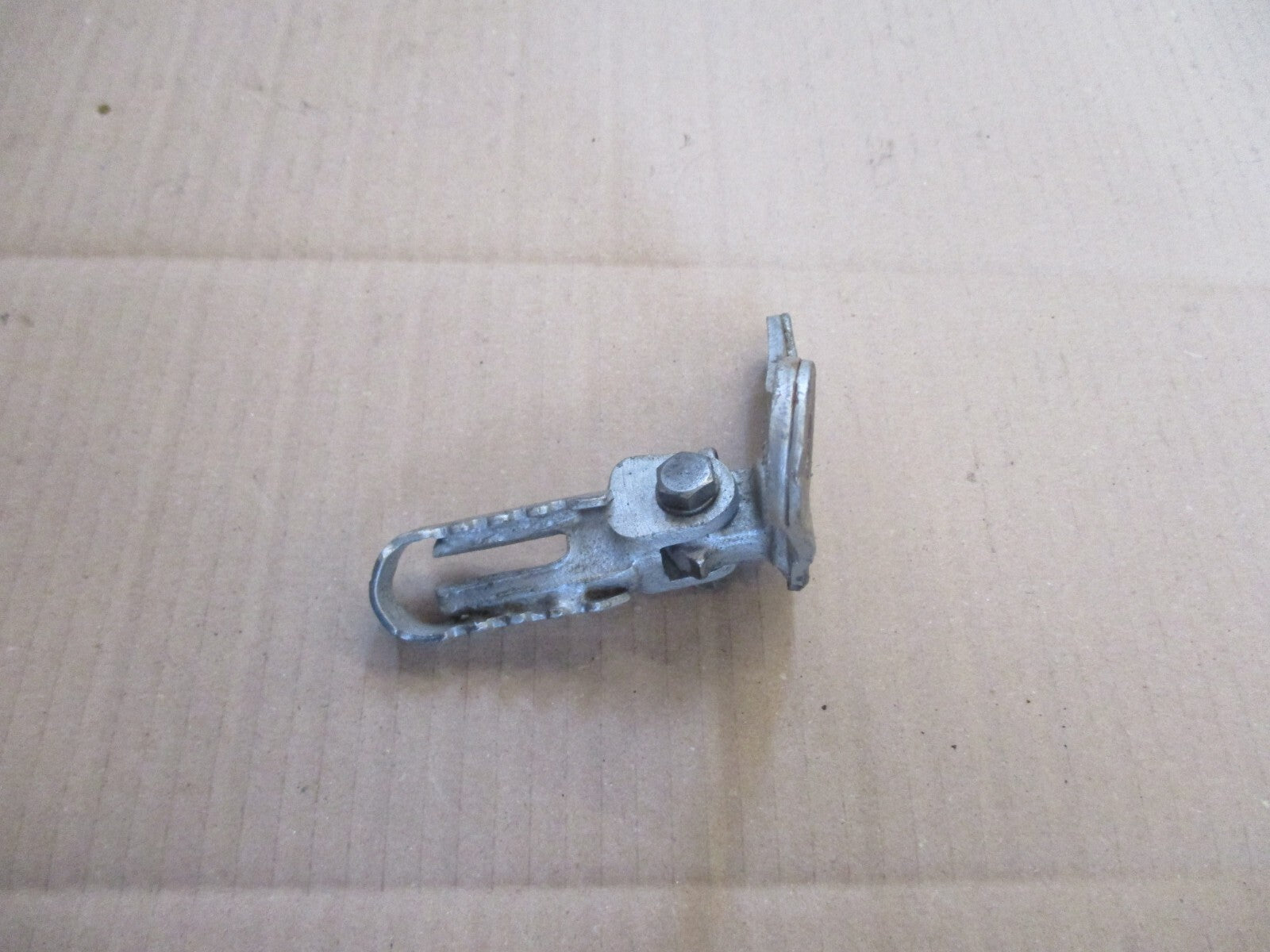 Cale pied avant gauche pour Yamaha 125 TY