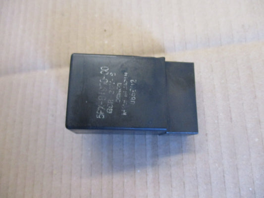 Relais pompe essence 5PX-81950-00 pour Yamaha 900 TDM - RN081 - 2002 / 2005