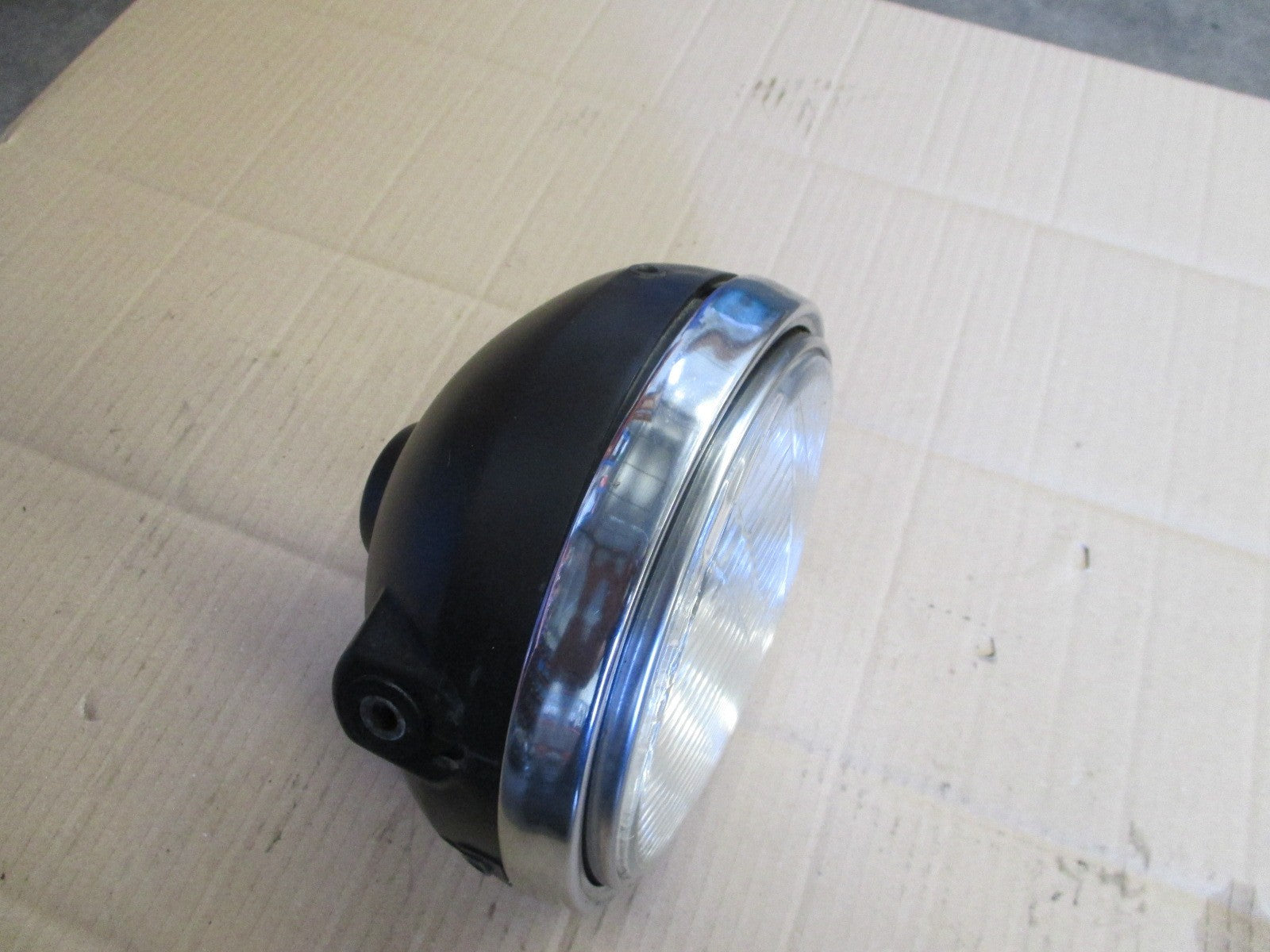 Phare pour Honda 650 NTV REVERE - RC33