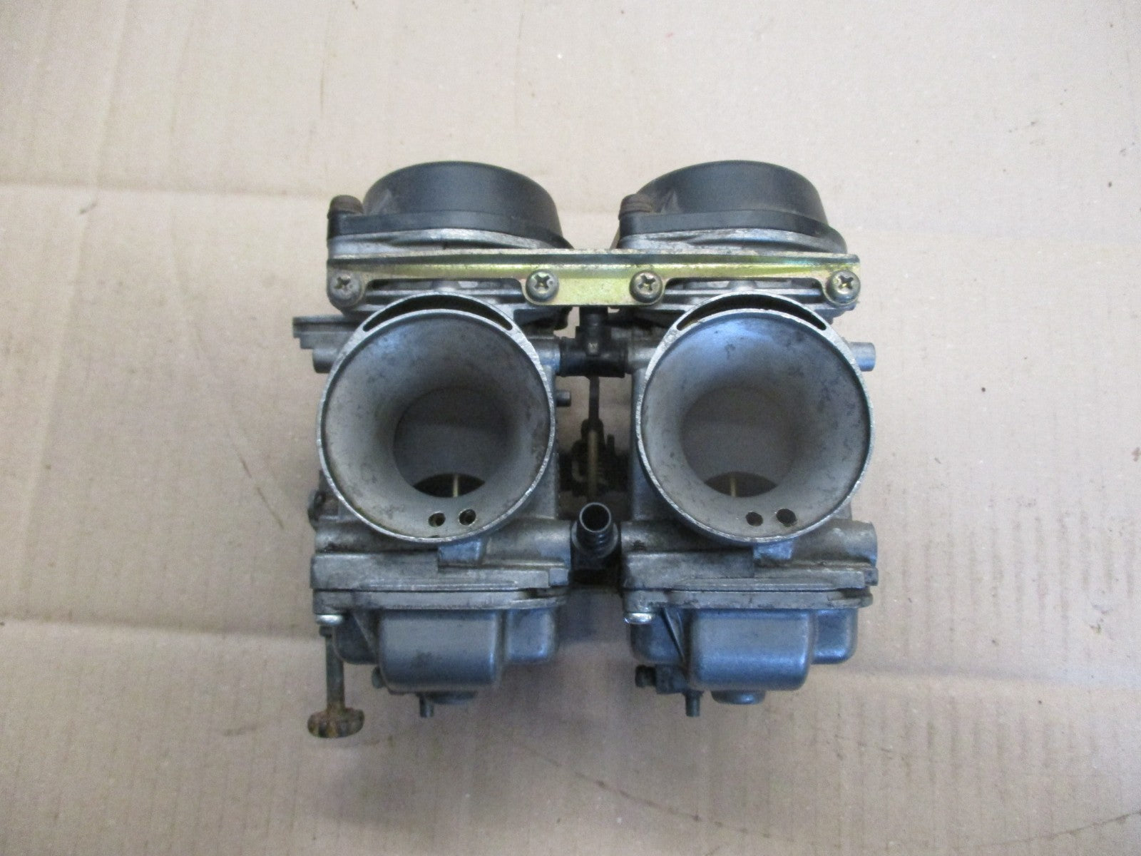 Carburateur pour Suzuki 750 DR - SR41A