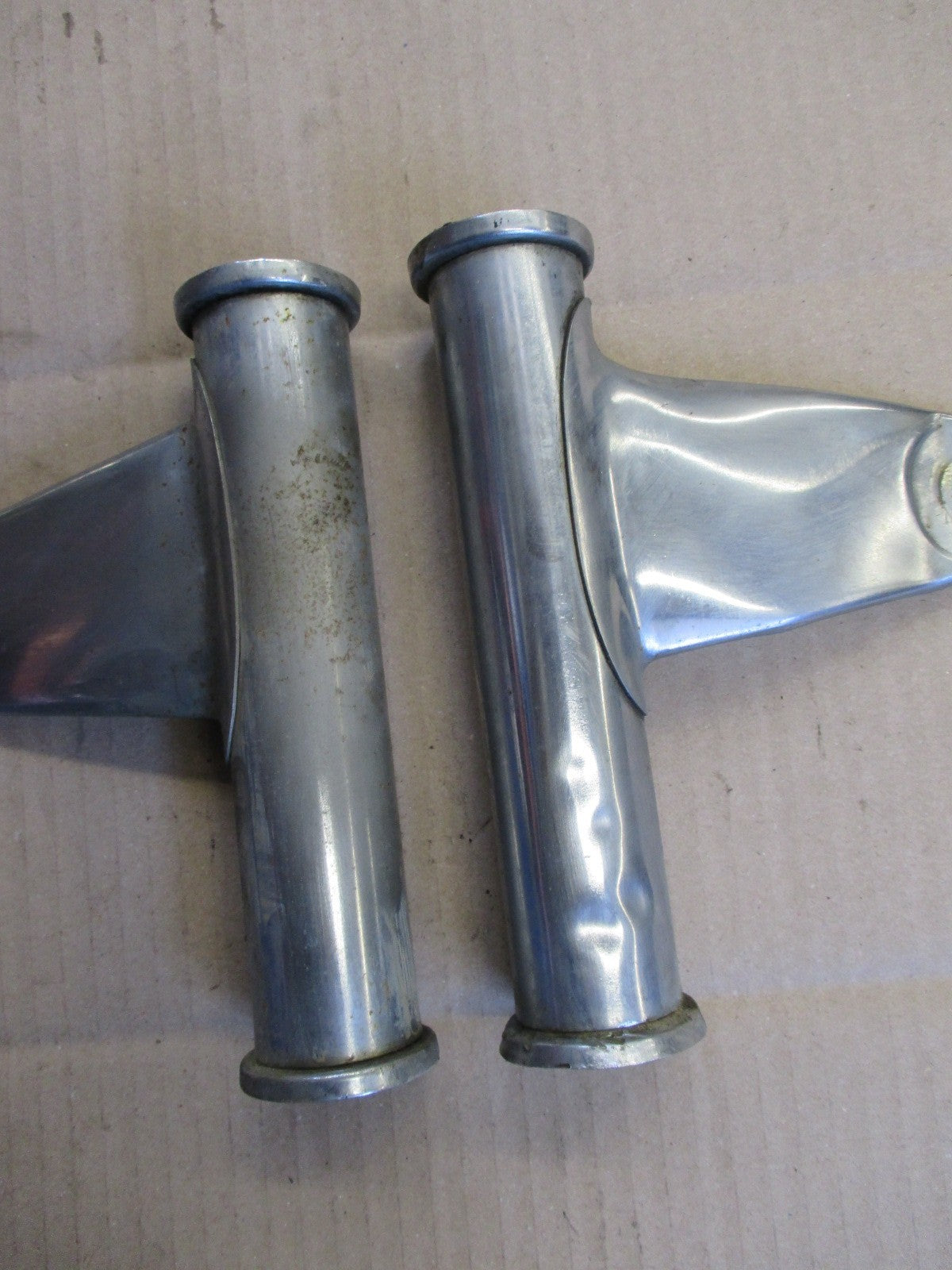 Pattes de phare pour Kawasaki 125 KE - K1