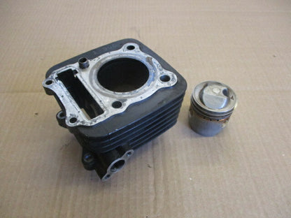 Cylindre / piston pour Suzuki 125 DR - SF43B