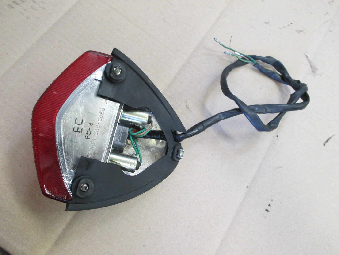 Feu arrière pour Honda 600 VT C Shadow - PC21