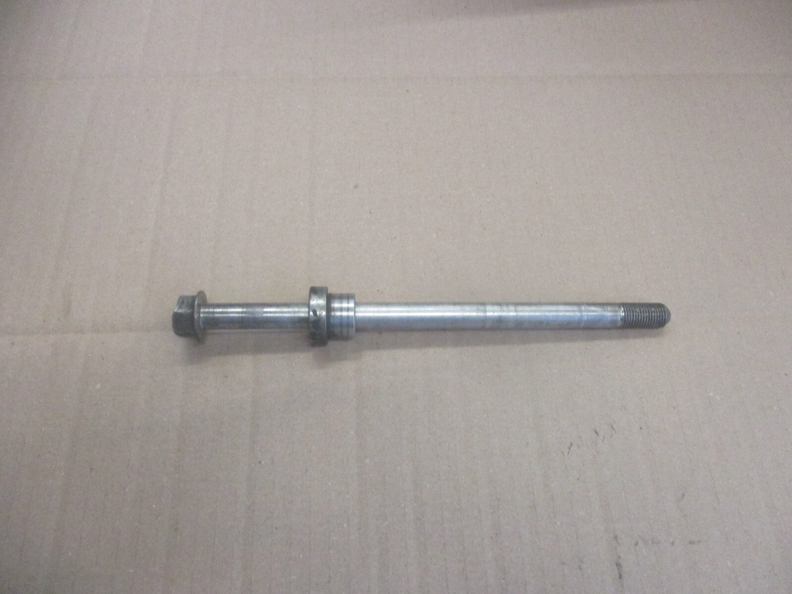 Axe de roue avant pour Yamaha 125 TZR - 2RL