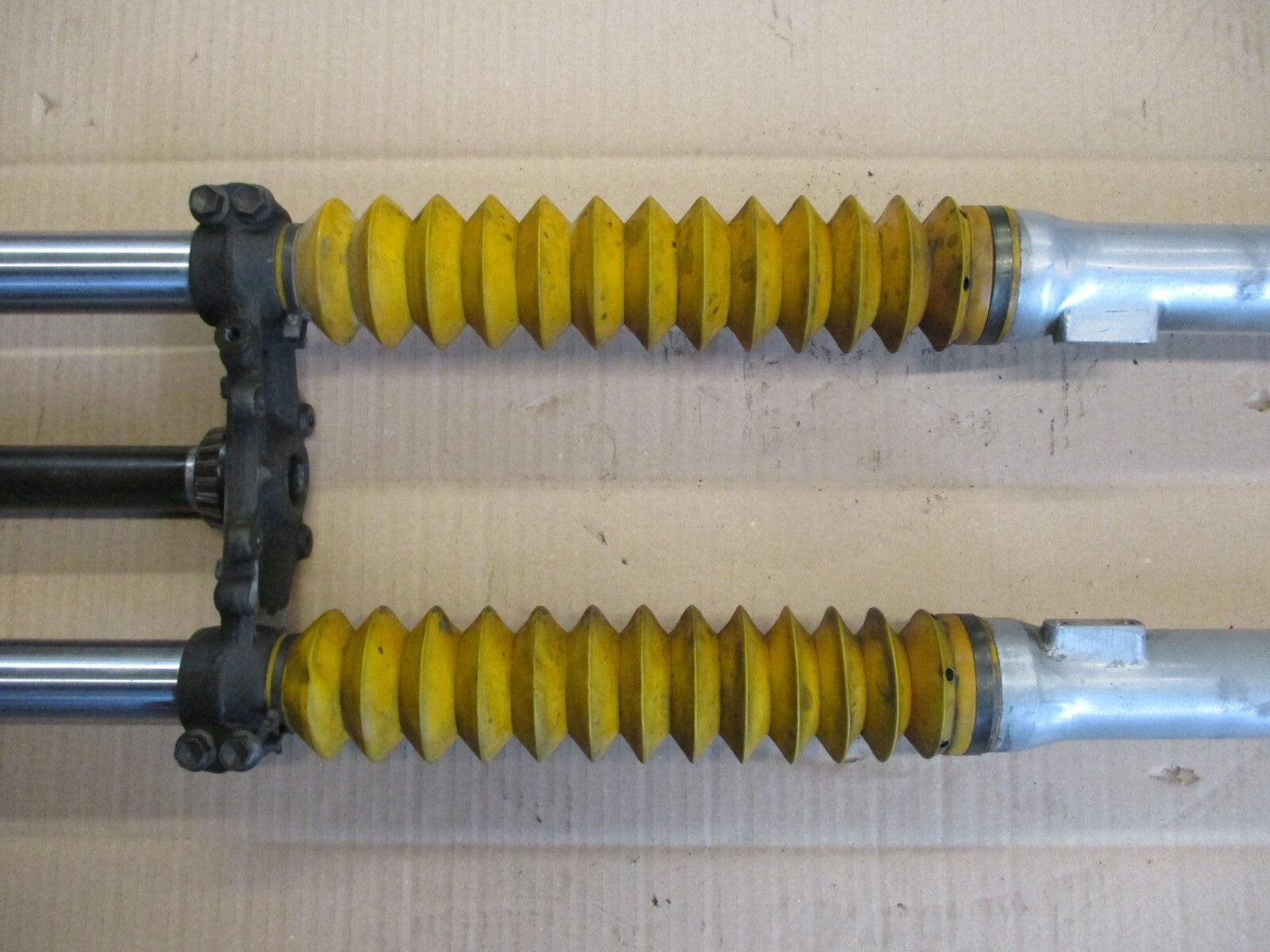 Fourche pour Yamaha 125 Ténéré - BLG