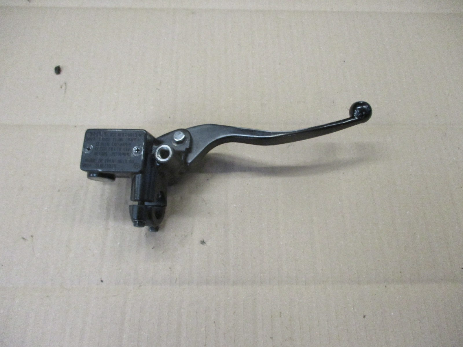 Maitre cylindre frein avant pour Honda 125 CBF - JC74