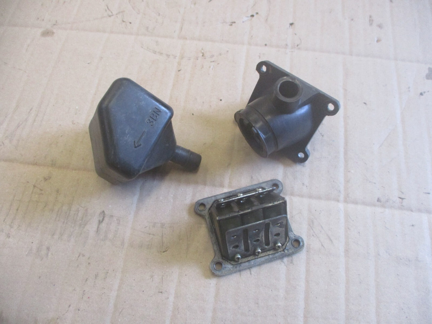 Pipe d'admission référence 3BN + clapets + poumon Yamaha 125 DTR type 3BP - 3NC