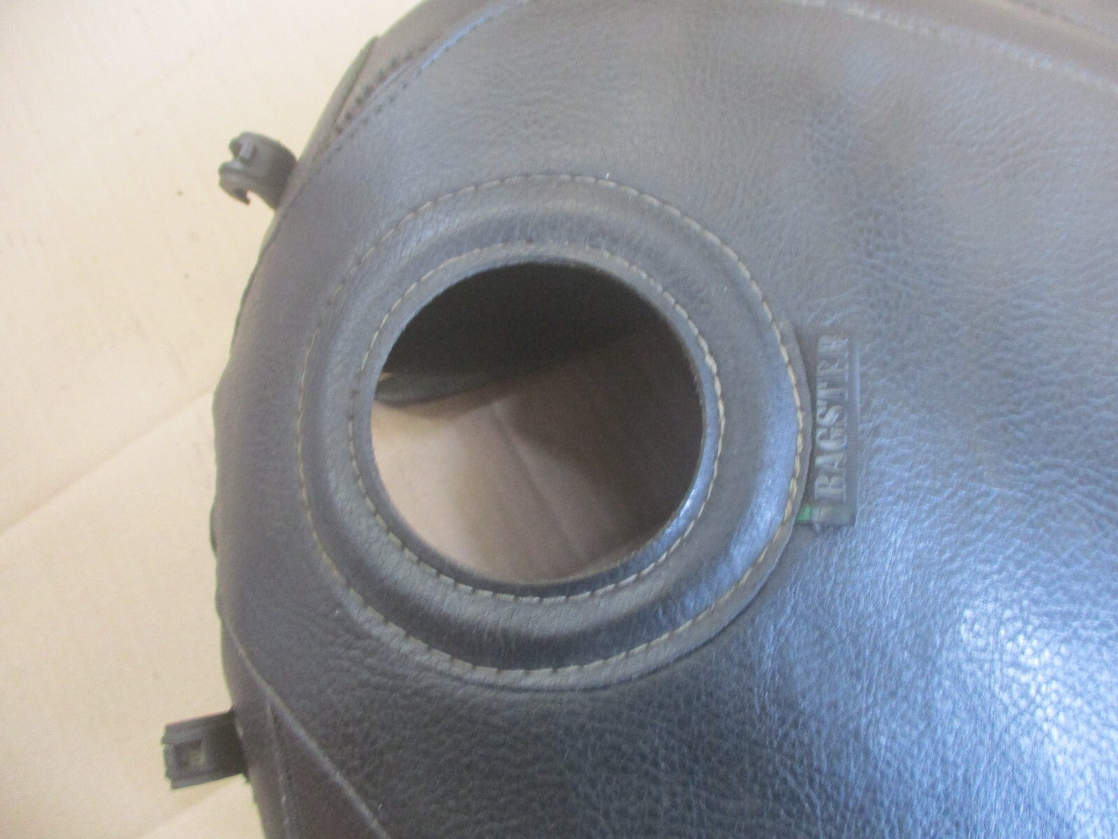 Protège réservoir BAGSTER pour Honda 125 Rebel - JC24A - JC26A