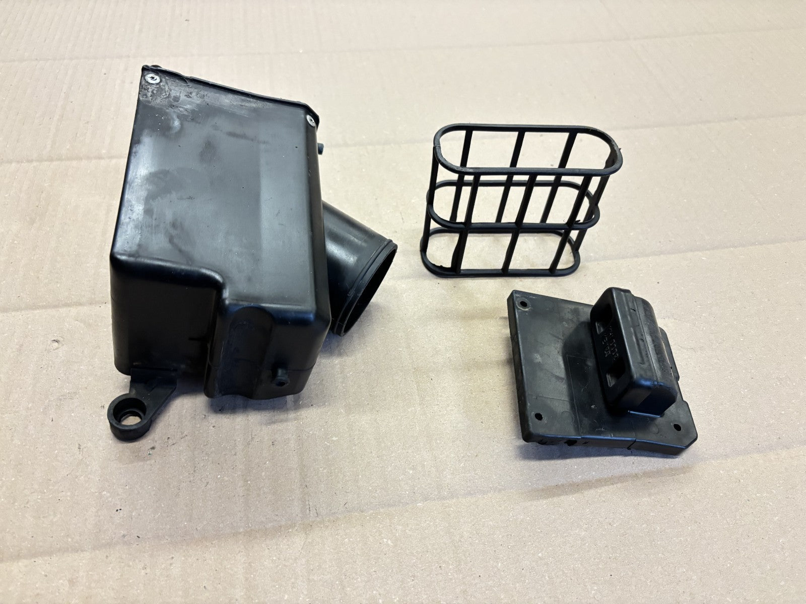 Boitier filtre à air + support filtre pour Kawasaki 125 KE - K1 - KS