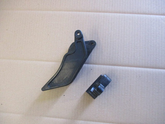 Guide chaîne pour Suzuki 125 DR - SF44A