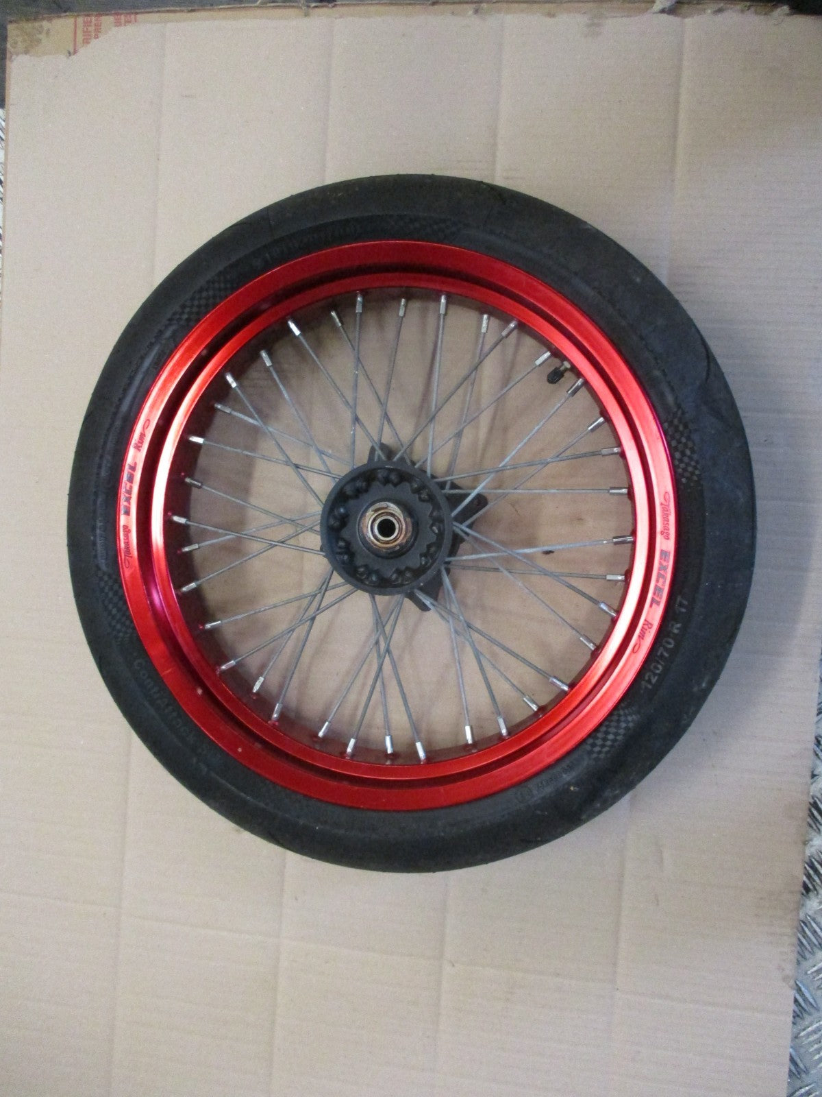 Roues EXCEL avec pneus jamais roulé Suzuki 650 DR RS SE - SP42A - SP43A - SP44A