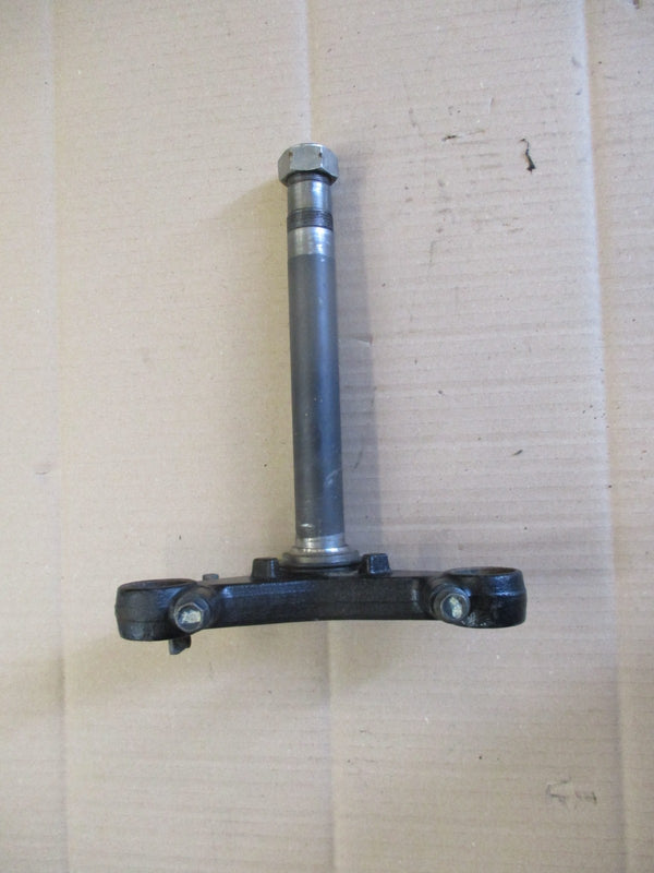 Té inférieur de fourche pour Honda 125 CBF - JC40A