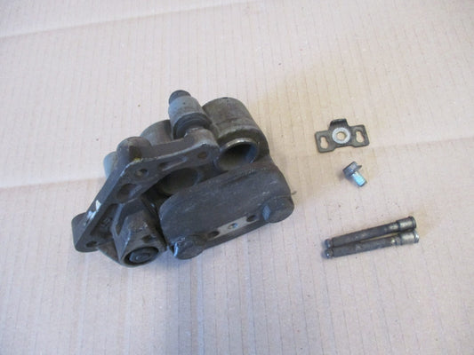 Etrier de frein avant pour Honda 125 Rebel - JC24A - JC26A