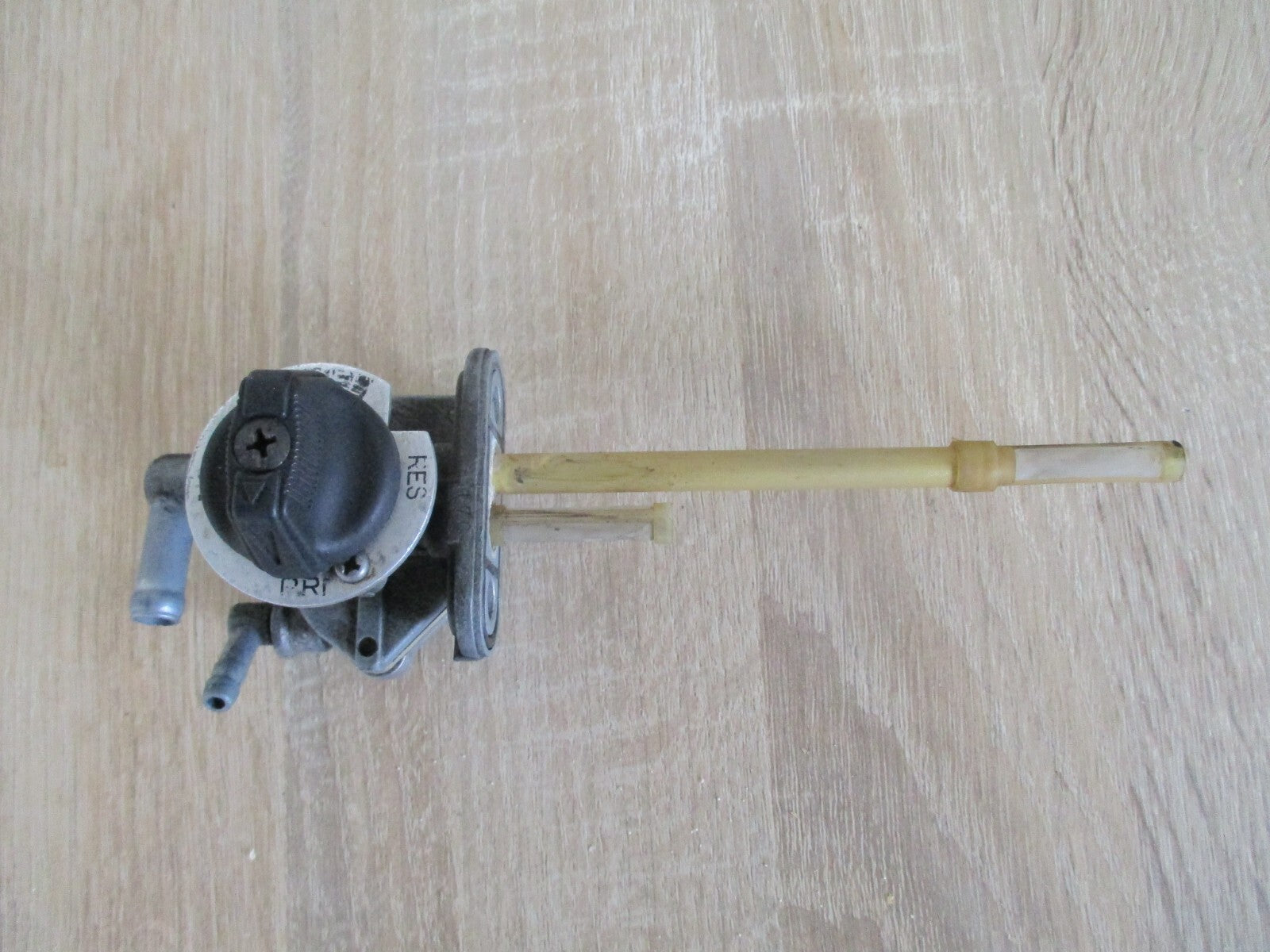 Robinet d'essence pour Suzuki 650 Freewind