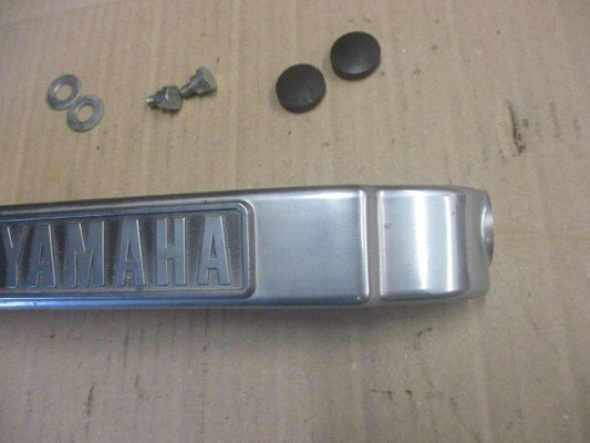 Cache avant de té inférieur de fourche + visserie pour Yamaha 500 XV Se - 26R