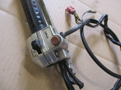 Poignée d'accélérateur et frein avant+ cable + cocotte droite Honda 125 CM JC05
