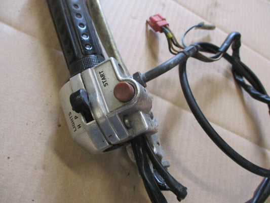 Poignée d'accélérateur et frein avant+ cable + cocotte droite Honda 125 CM JC05