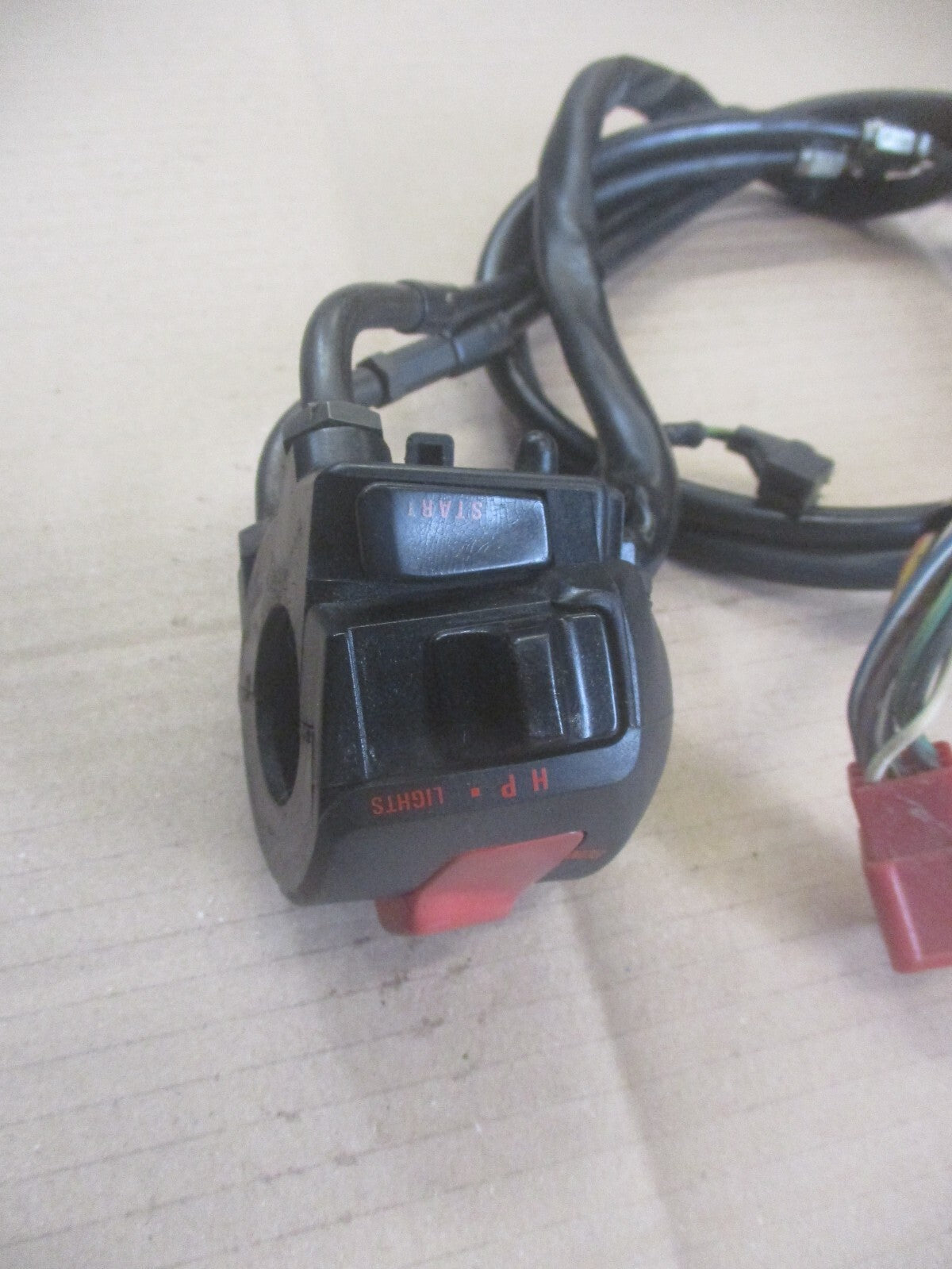 Cocotte droite + cables d'accélérateur Honda 750 VFR - RC24 - 88/89