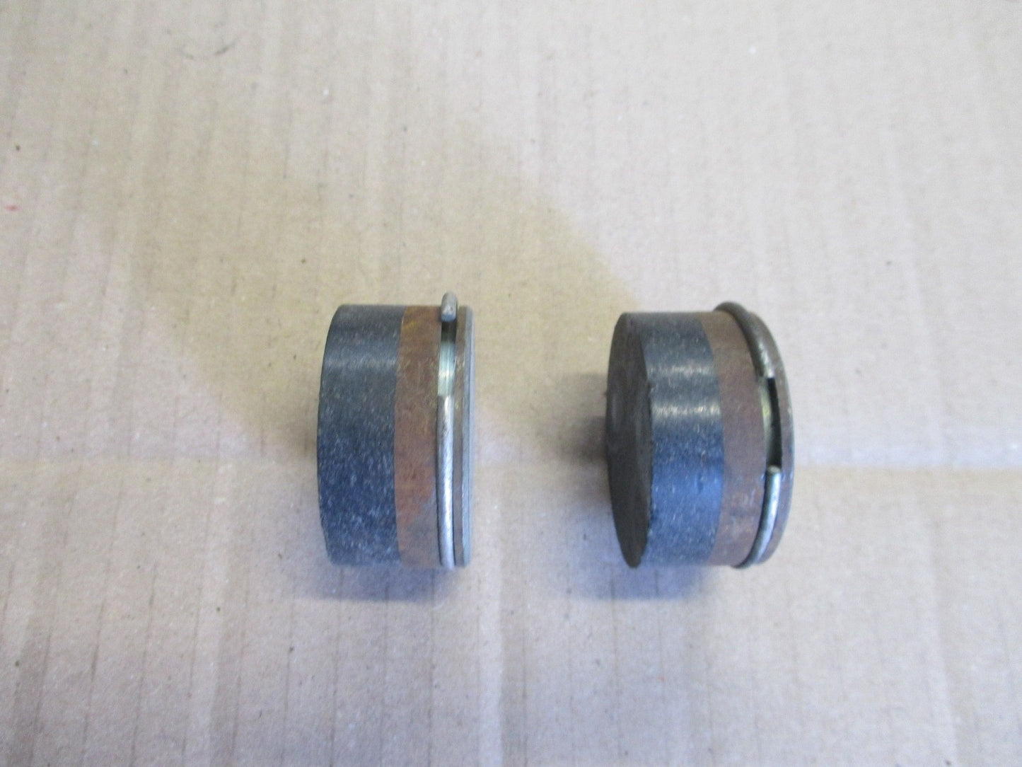 Etrier de frein avant avec plaquettes neuves Honda 125 CBT - CB125T - 125 Twin