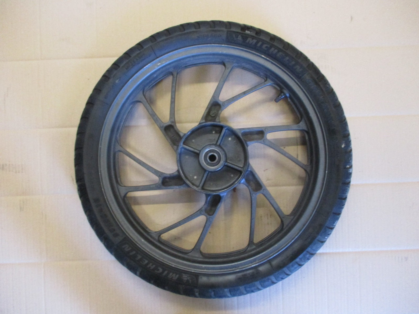 Roue arrière pour Honda 125 CBF - JC74