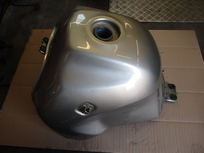 Réservoir d'essence pour Honda 1000 XLV Varadéro - SD01 - 1999/2002