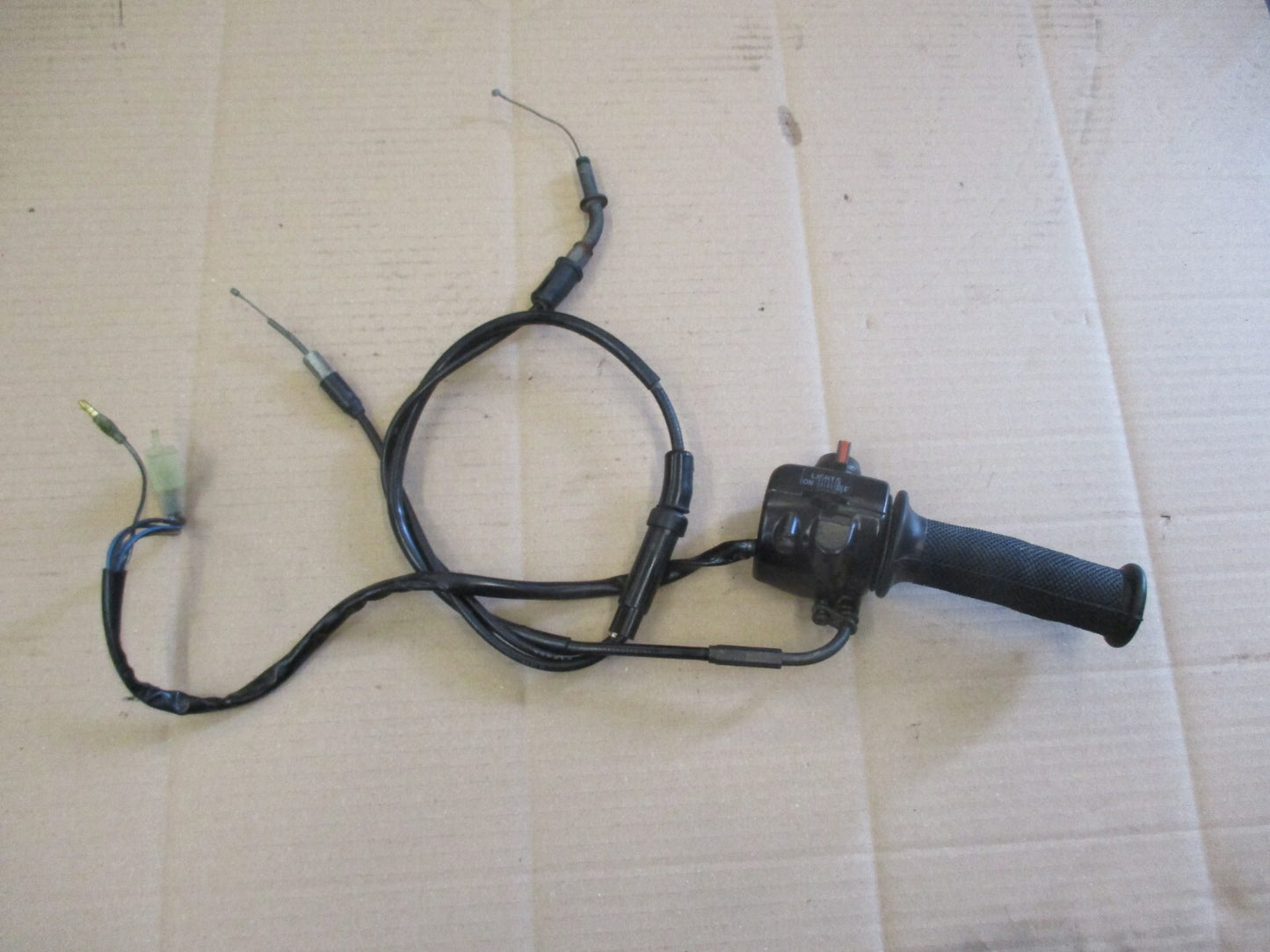 Poignée d'accélérateur + cocotte + cables pour Yamaha 125 TZR - 2RL