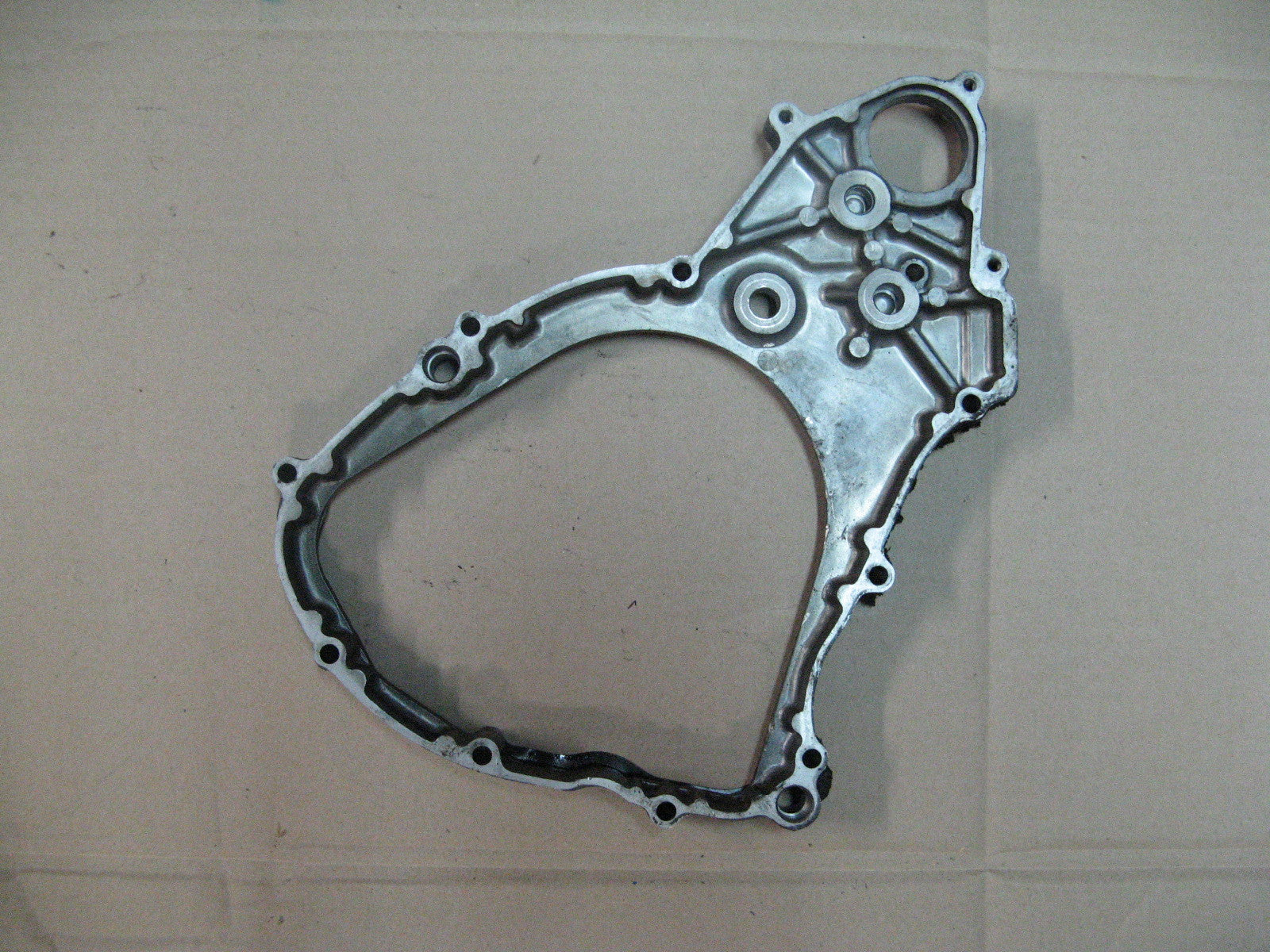 Carter intermédiaire d'allumage pour Suzuki 650 DR RS SE - SP43A
