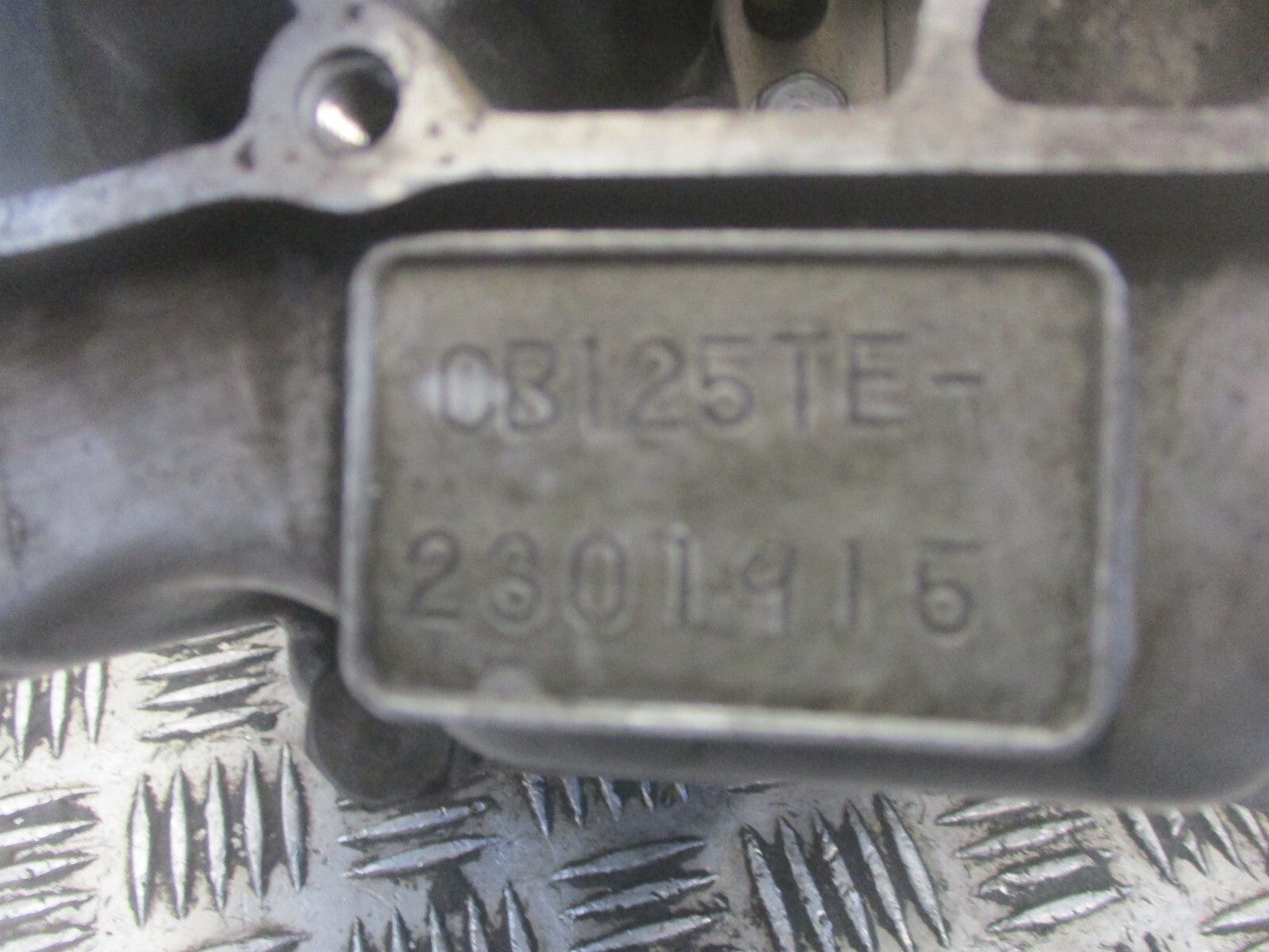 Bas moteur pour Honda 125 CBT - CB125T - 125 Twin