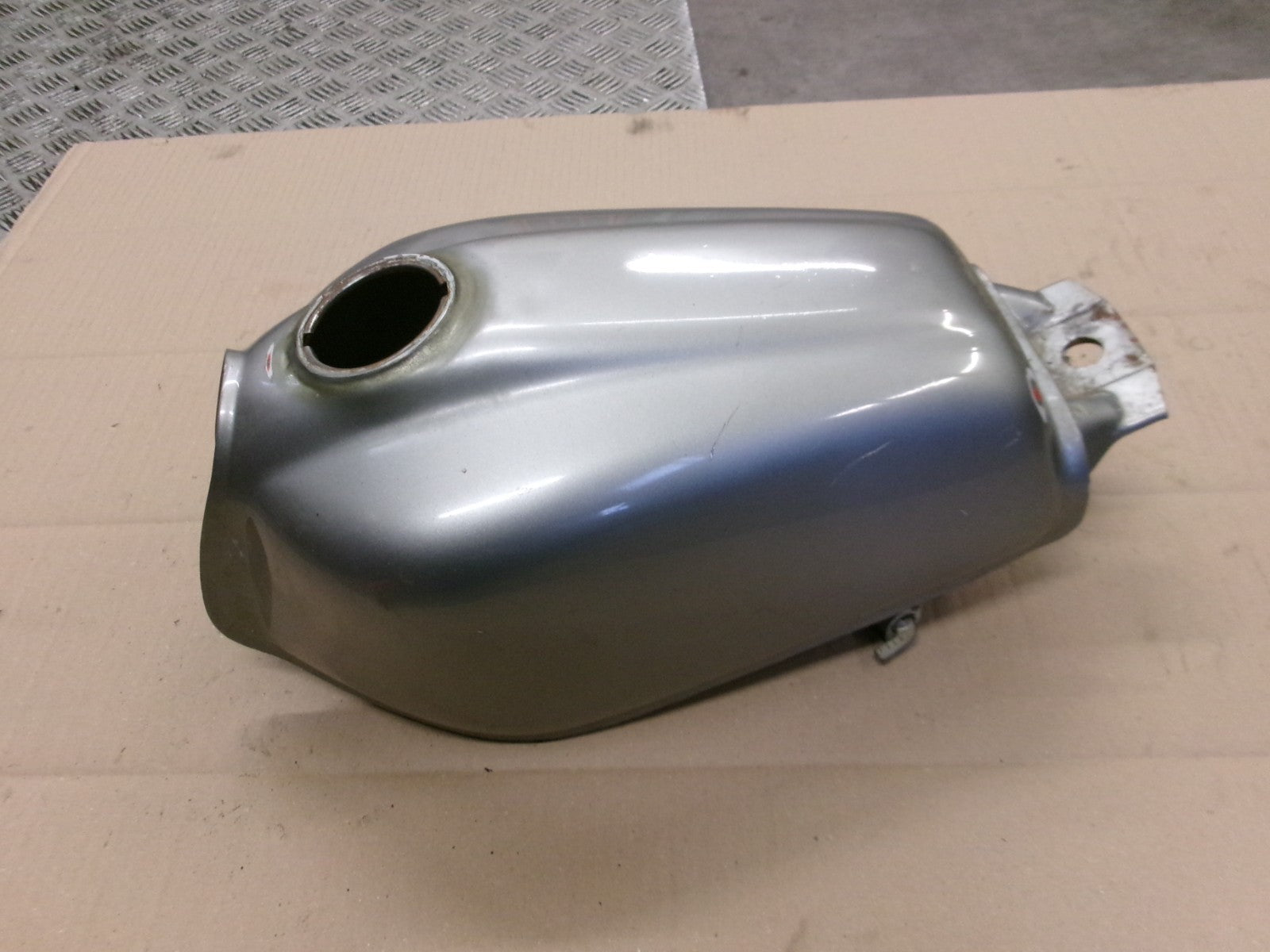 Réservoir d'essence pour Honda 125 XR