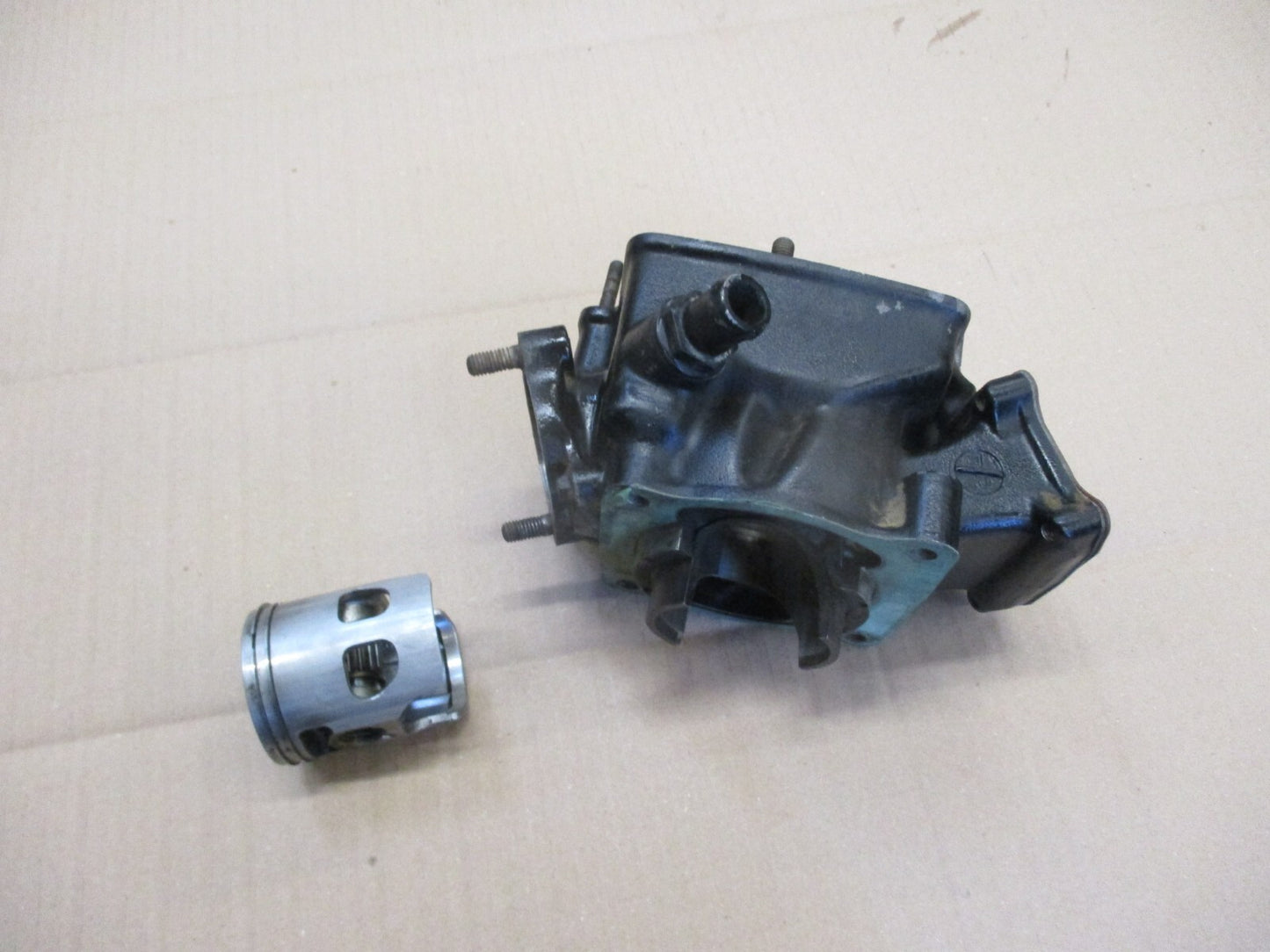 Cylindre / piston pour Honda 125 MTX - JD05 - JD07