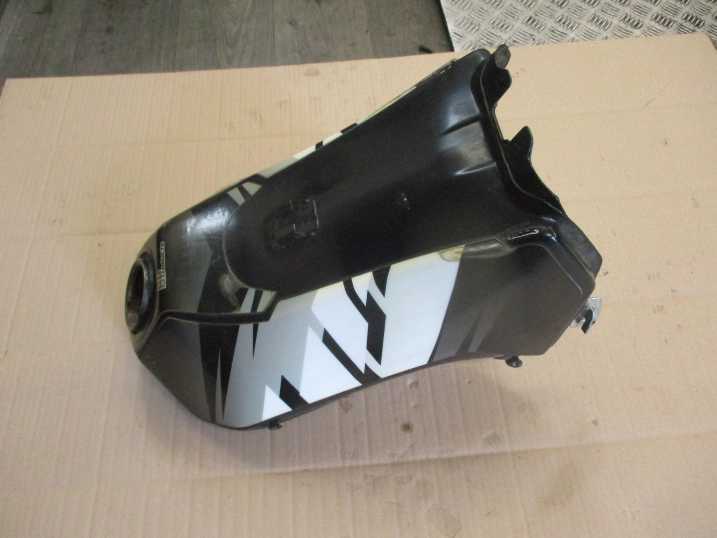 Réservoir d'essence pour Yamaha 125 DTR - DTRE