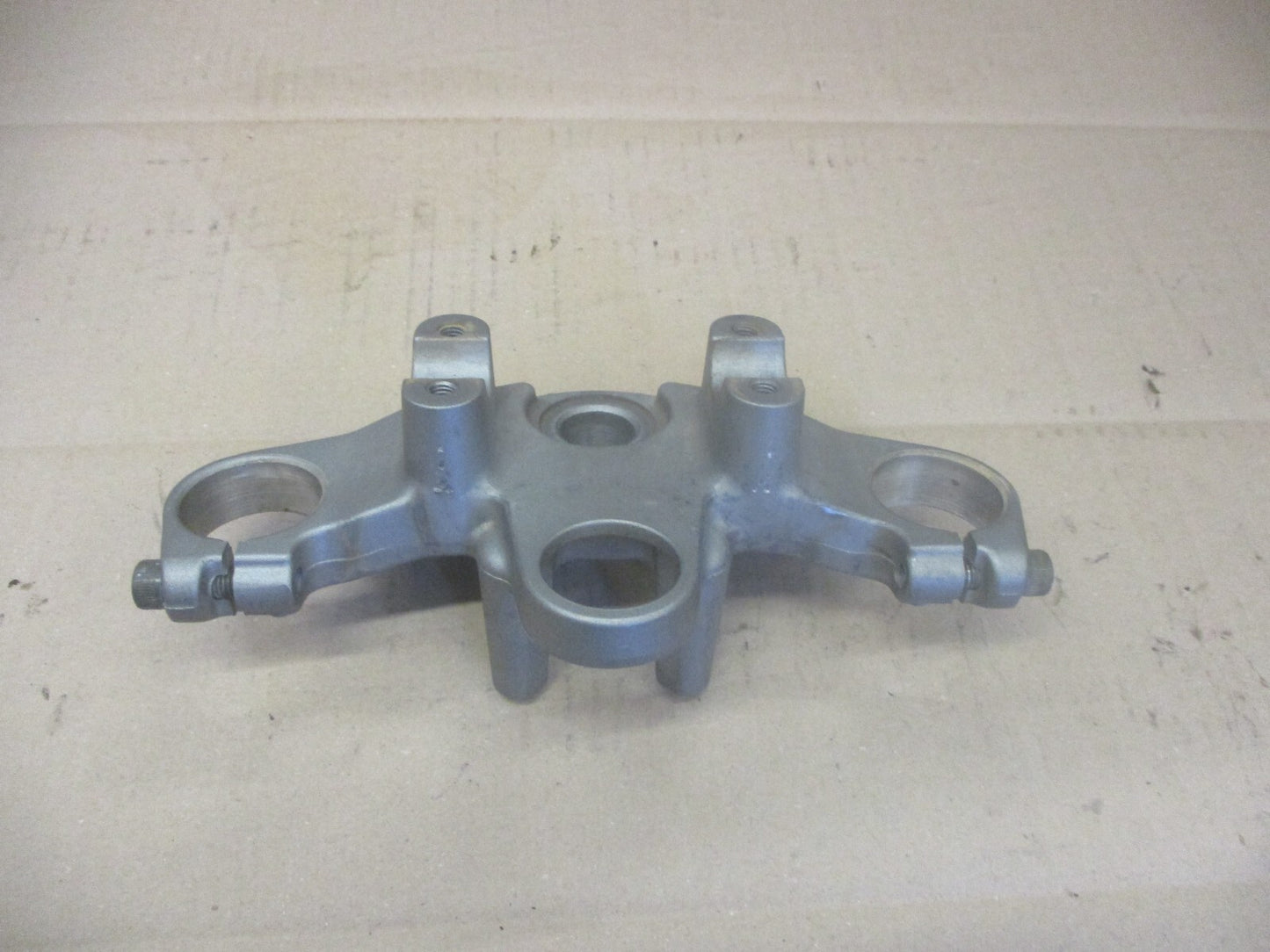 Té de fourche supérieur pour Yamaha 125 TDR - 4FU / 5AE