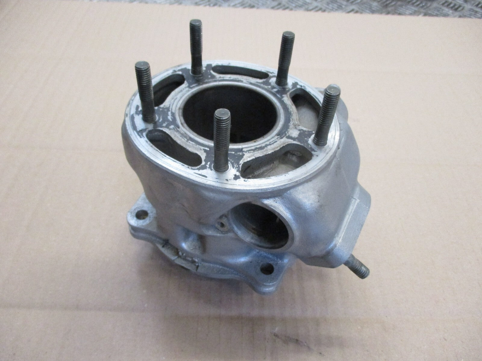 Cylindre cote 56 mm à réaléser pour Yamaha 125 DTR - DTRE