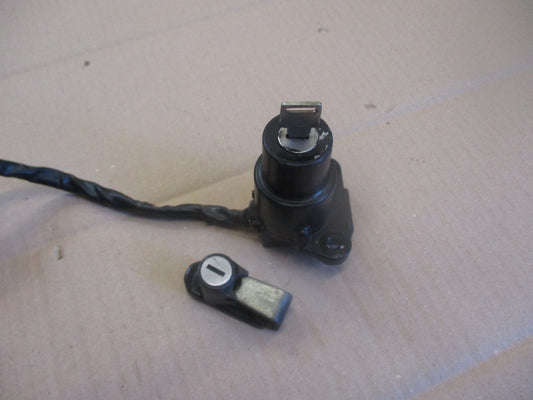 Nieman + serrure de casque pour Yamaha 600 XT - Ténéré - 43F - 34L - 55W