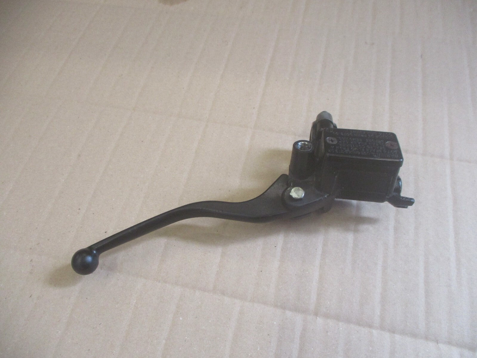 Maitre cylindre de frein avant NISSIN pour Honda 650 SLR - RD09