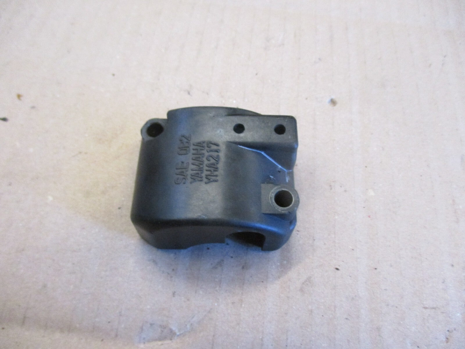Demi commodo gauche inférieur nu pour Yamaha 125 DTMX - 2A8
