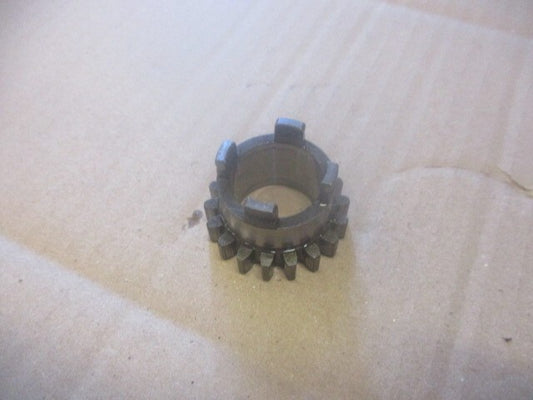 Pignon de cloche d'embrayage pour Suzuki 125 TS - 1976