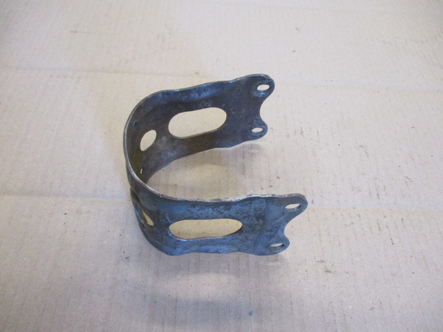 Support renfort de garde boue avant pour Yamaha 125 TY