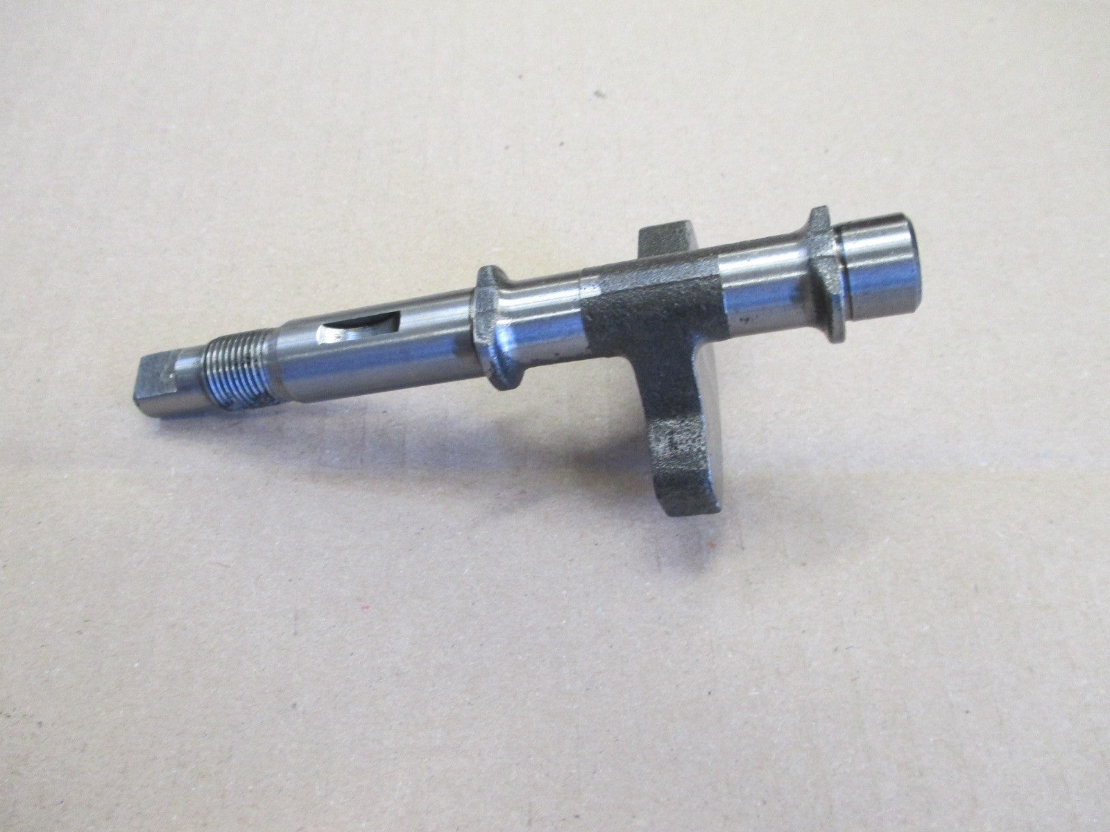 Balancier moteur pour Honda 125 CBF - JC74