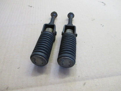 Cales pieds arrières pour Honda 125 XLR - JD04 - Modèle phare rond