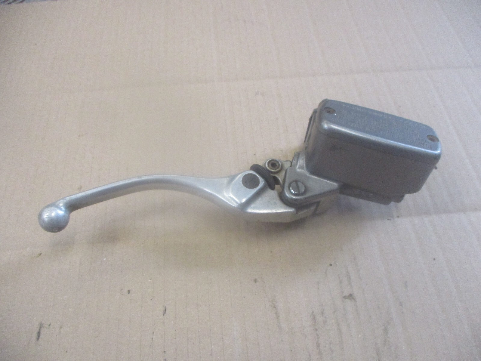 Maitre cylindre de frein avant pour Honda 750 VFR - RC24 - 1988 / 1989