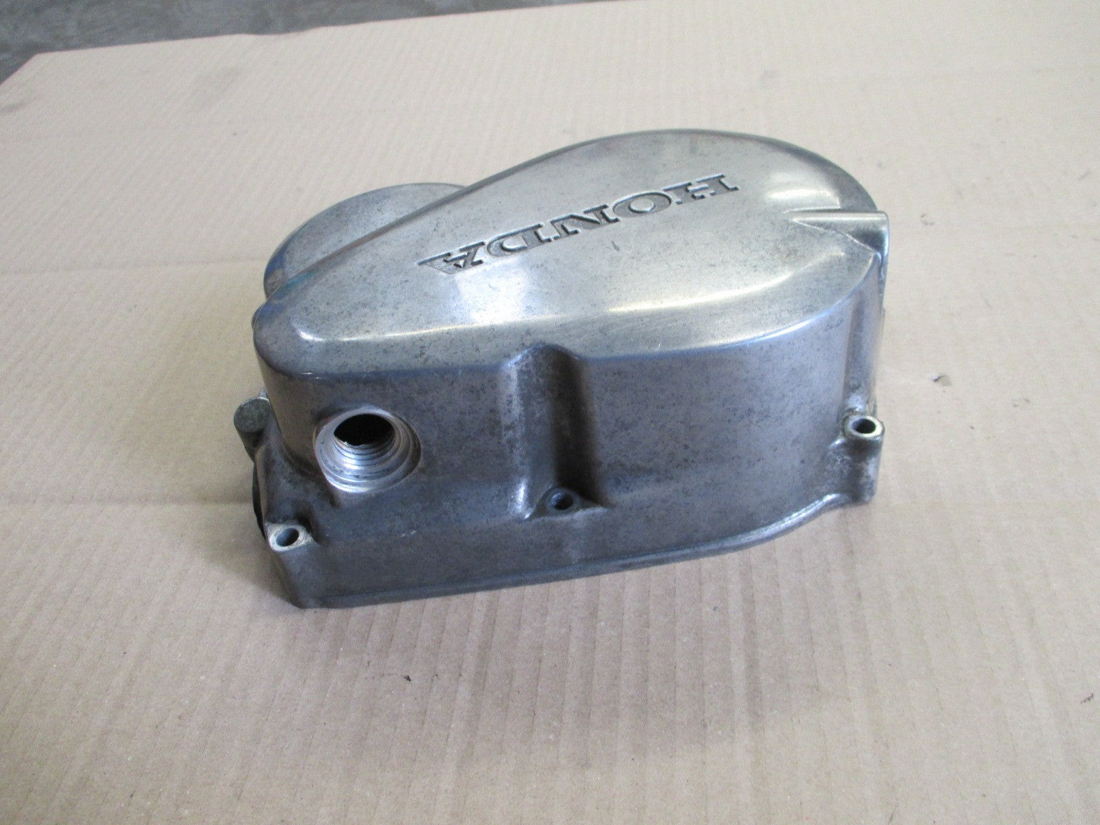 Carter d'embrayage pour Honda 125 CM - JC05