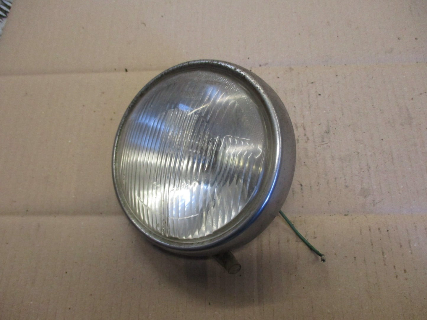 Optique TP AB 568 + cerclage de phare pour Honda 125 CBT - CB125T - 125 Twin