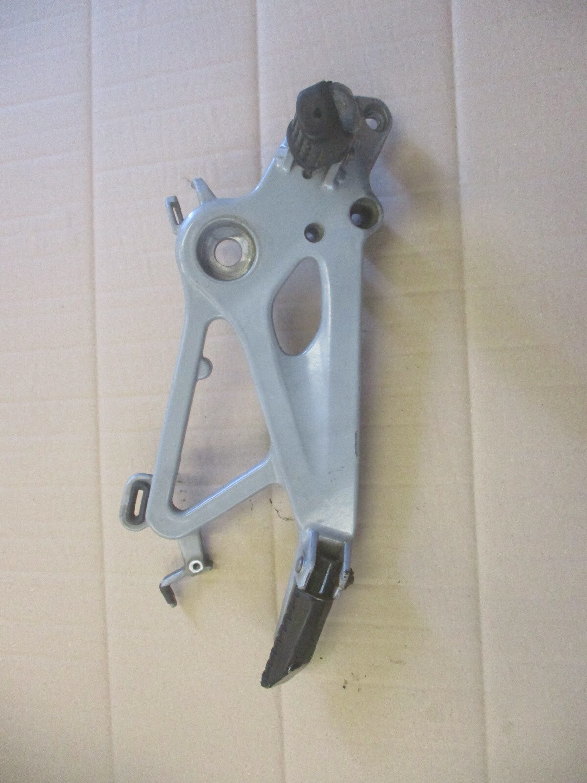 Platine cale pied droite pour Honda 650 SLR - FX - VIGOR - RD09