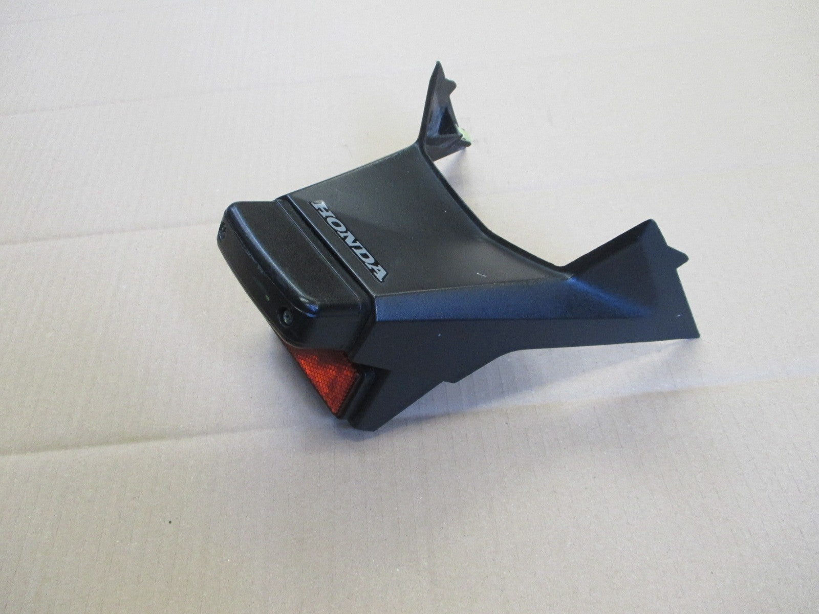 Feu de plaque + support pour Honda 125 CBF - JC74