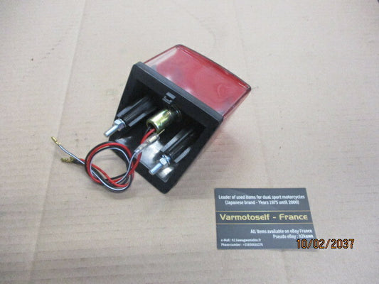 Feu arrière NEUF pour Yamaha 125 DTLC 1HR - 34X - 57U