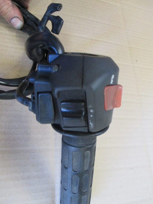 Poignée d'accélérateur + cables + cocotte pour Honda 650 NTV REVERE - RC33
